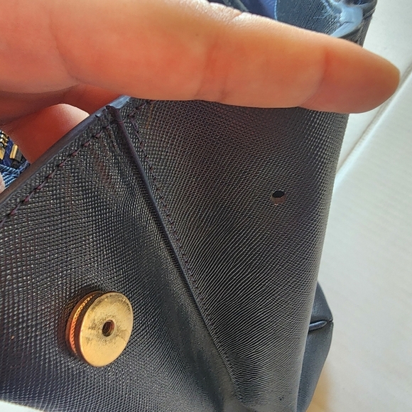 🌸 Prada | Handbag | Medoum sized bag - Picture 4 of 16